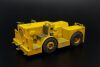 UK Flight Deck Tractor Tugmaster 1/32