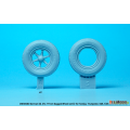 WW2 German Sd.Kfz.7 Front sagged wheel s
