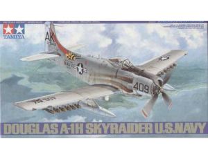 A-1H Skyraider US Navy