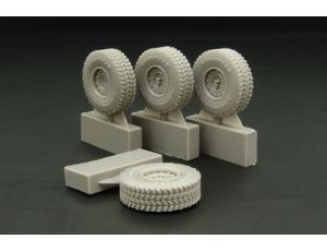 Hummer aggresive pattern wheels