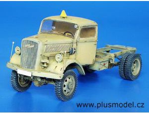 Opel Blitz 4 x 4 podvozek - konverzní sa