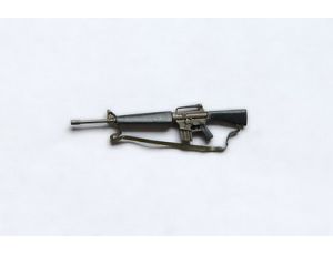 Puška M-16