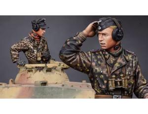 WSS Panzer Commander Set(2 figs) 1/35