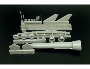 Feuerlilie F-55 Flakrakete w/dolly 1/48