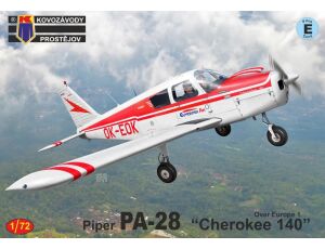 Piper PA-28"Cherokee 140" Over Europe 1