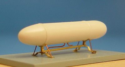 British 50gal fuel tank w/rack