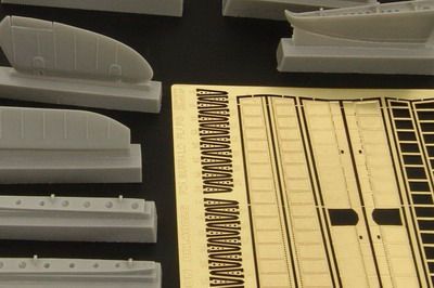 F2A Buffalo controls&flaps (Spec.Hobby)
