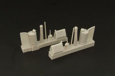 Oil cans, tins & accesories