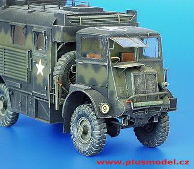 Bedford QL - kabina řidiče