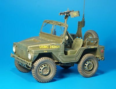 M422 Command car
