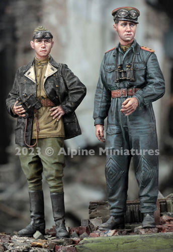 WW2 Soviet Tank Officer Set(2 figs) 1/35