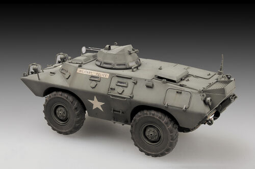 M706 Commando Armored Car in Vietnam 1/7
