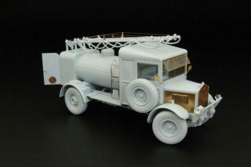 Albion 3-point fueller (Airfix)