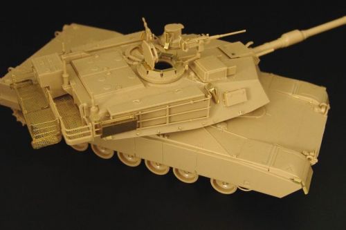 M1A2 Abrams (Tamiya)